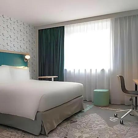 Hotel Hampton By Hilton Paris Clichy