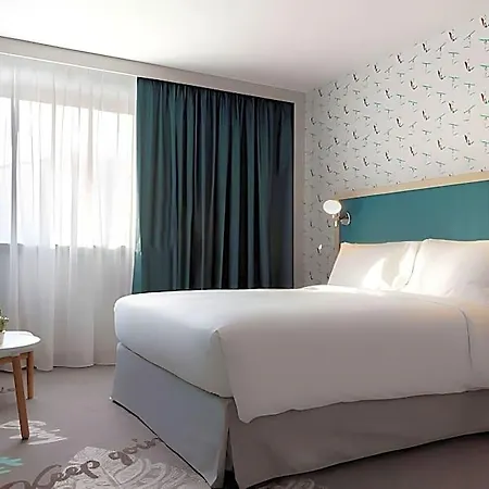 Hampton By Hilton Paris 4* קלישי