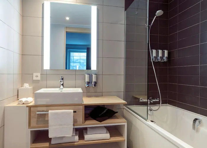 Hampton By Hilton Paris