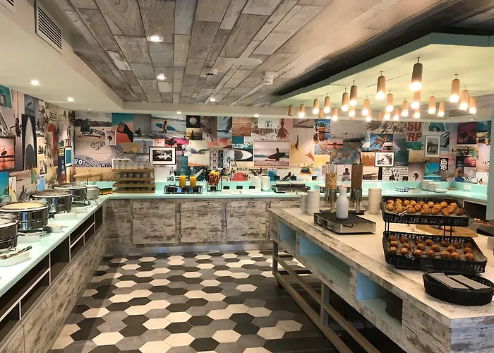 Hampton By Hilton Paris 4*